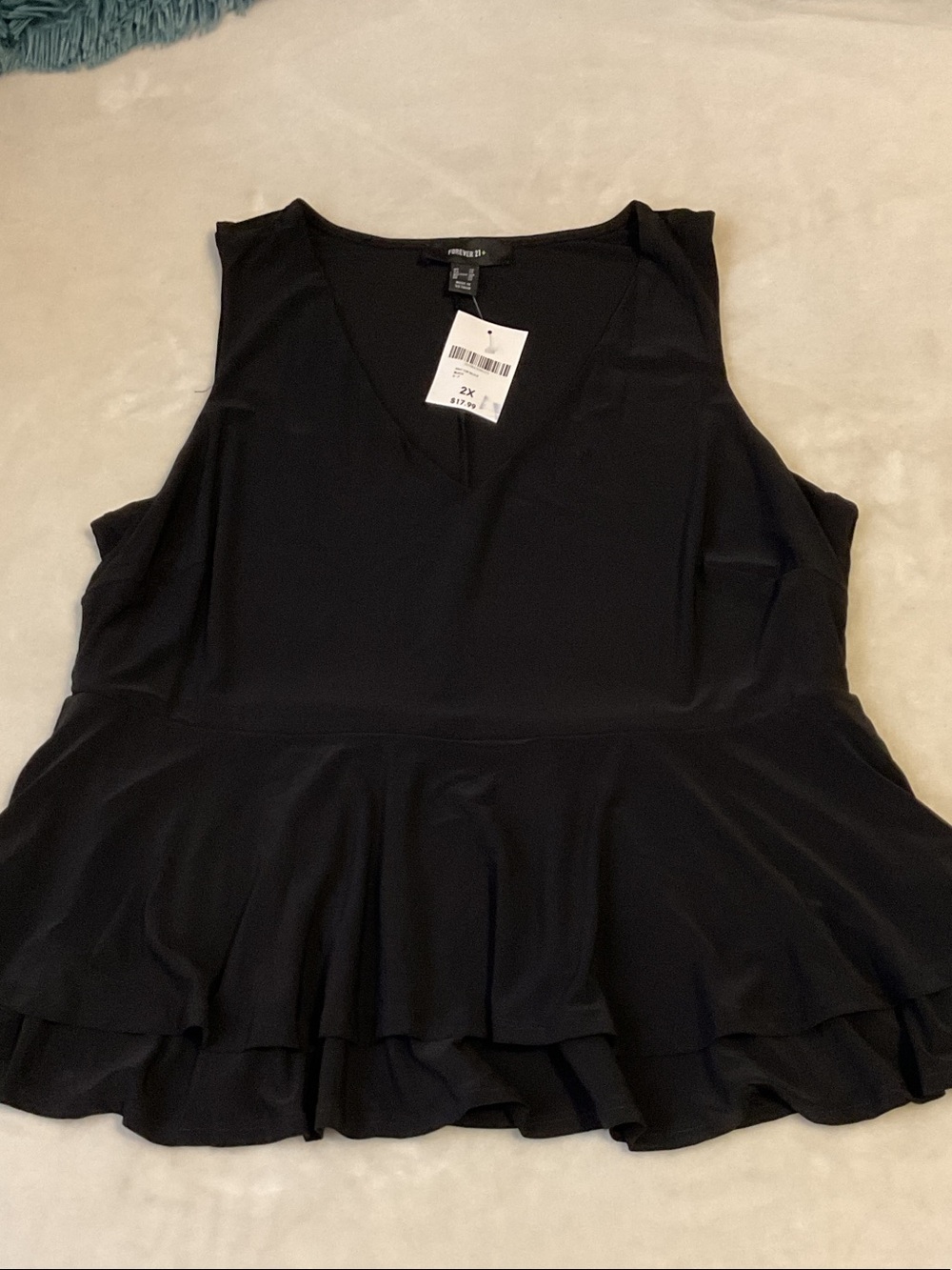 Forever 21 Black V-Neck Peplum Camisole